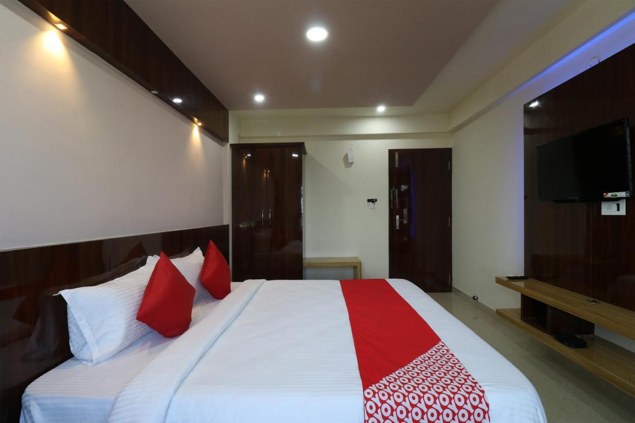 Hotel Oyo 37349 Sai Palace Chik Bānavar Exteriér fotografie