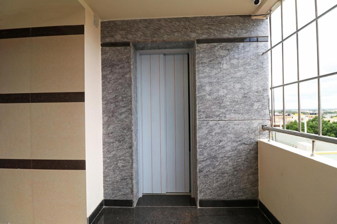 Hotel Oyo 37349 Sai Palace Chik Bānavar Exteriér fotografie
